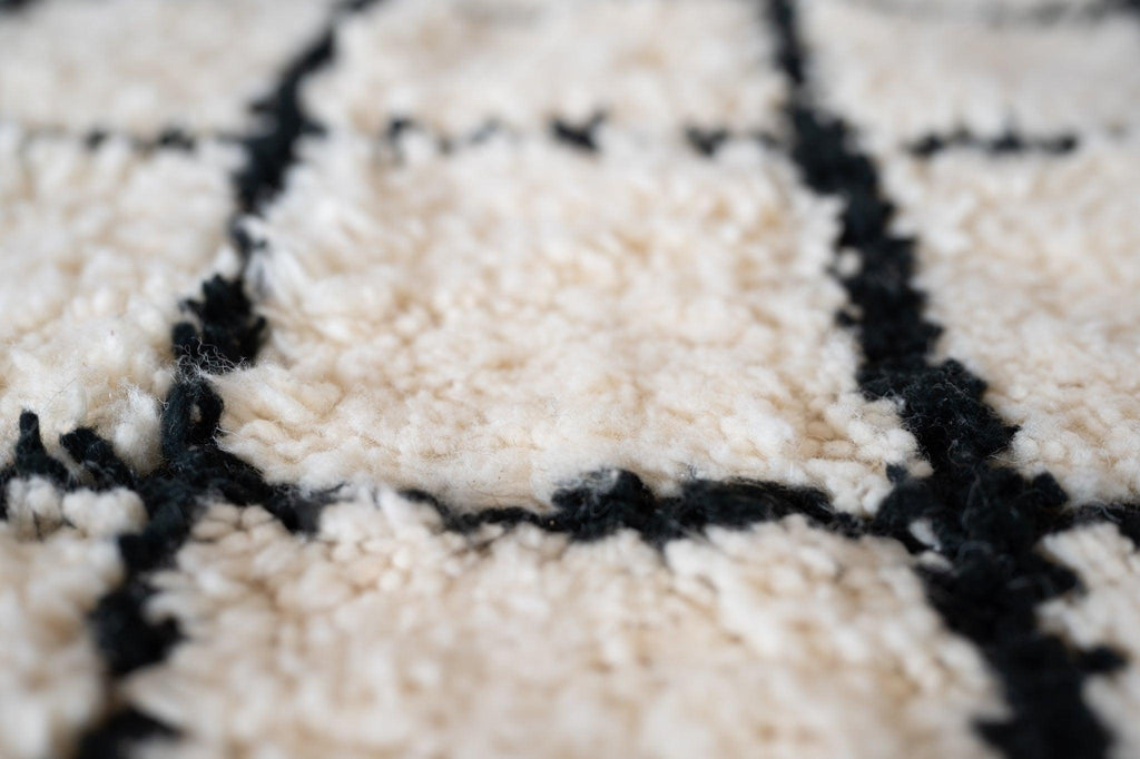 IMPALA (Black) - Inez