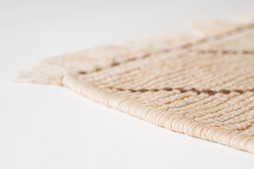 NOMAD (Vintage) - Inez